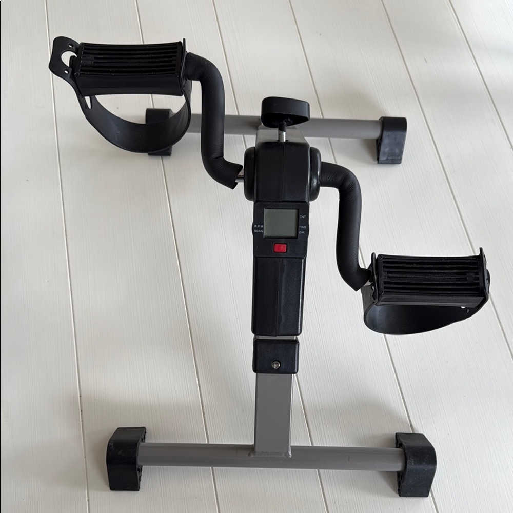 Compact Black and Gray Pedal Exerciser